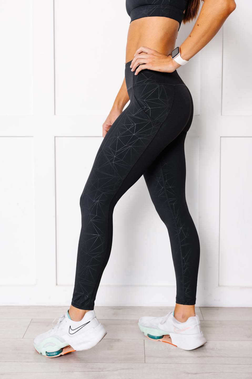 Just The Beginning Black Leggings SALE – Pink Lily