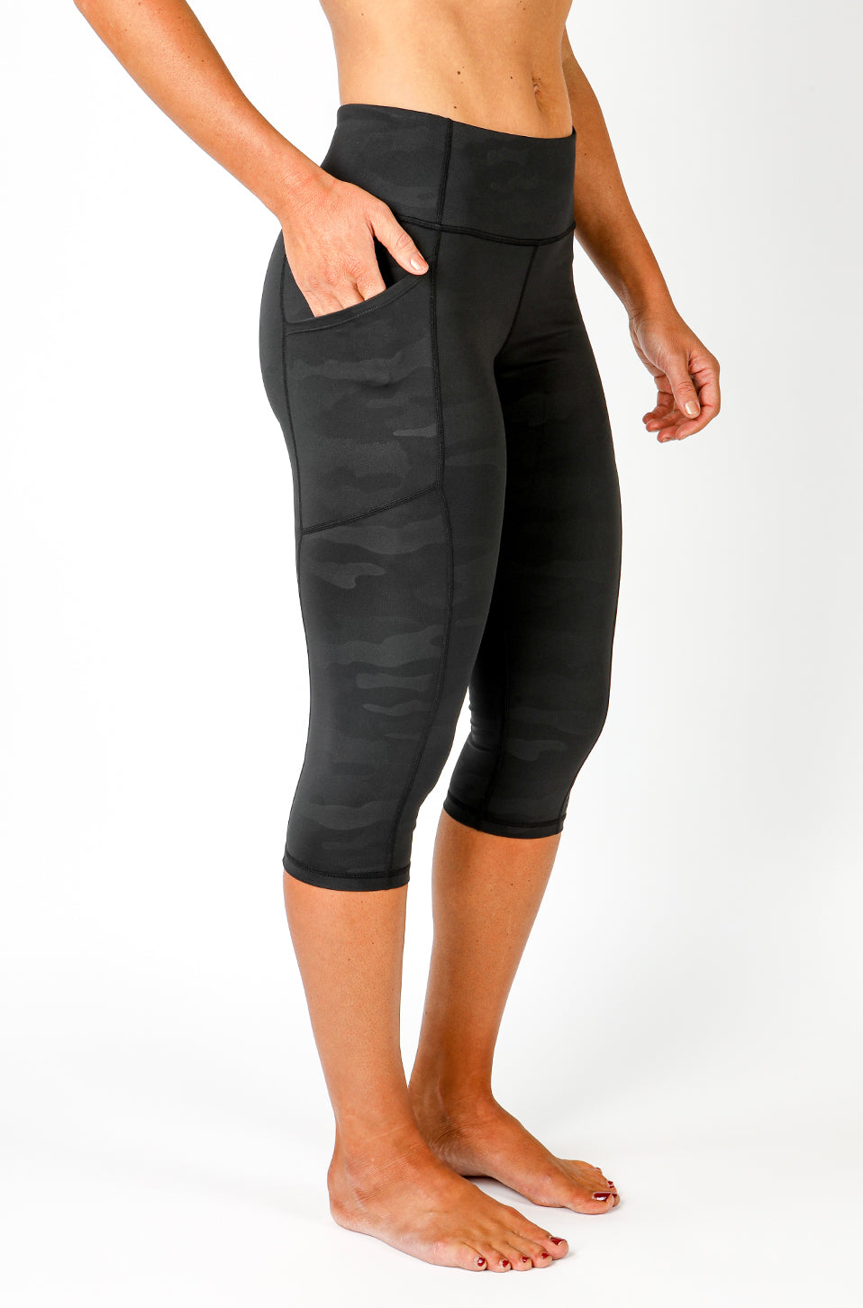 Camo cropped leggings online