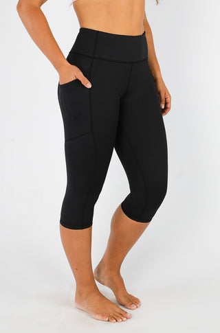 Perfect Fit Pocket Capri Leggings - Black  High quality leggings, Capri  leggings, Pocket leggings