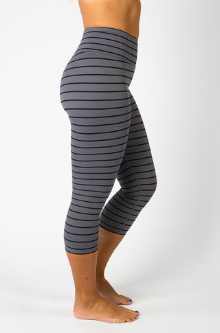 Collections Etc Sporty Side Stripe Polyester Knit Capri Leggings Black at   Women's Clothing store