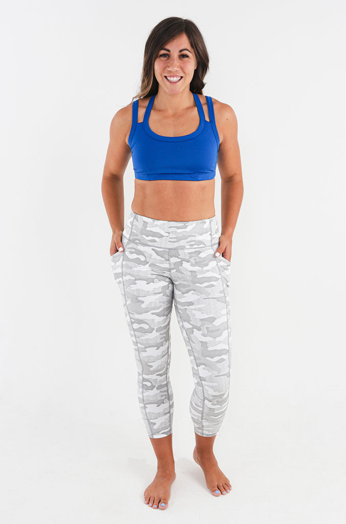 Oliva is a size 8-10 wearing a size Medium.